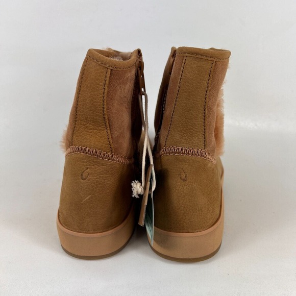 OluKai Pa'ina Hulu women's size 7 tan suede minimalist water resistant boots - Picture 7 of 12
